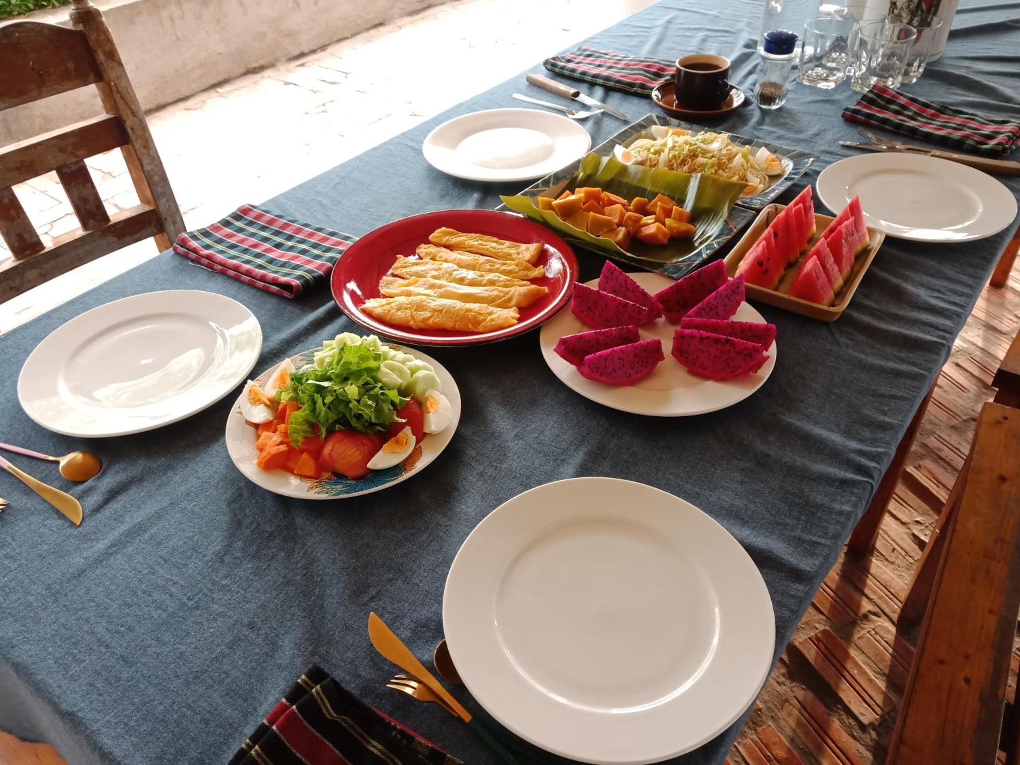 Silk Island Homestay Phnom-Penh Buitenkant foto
